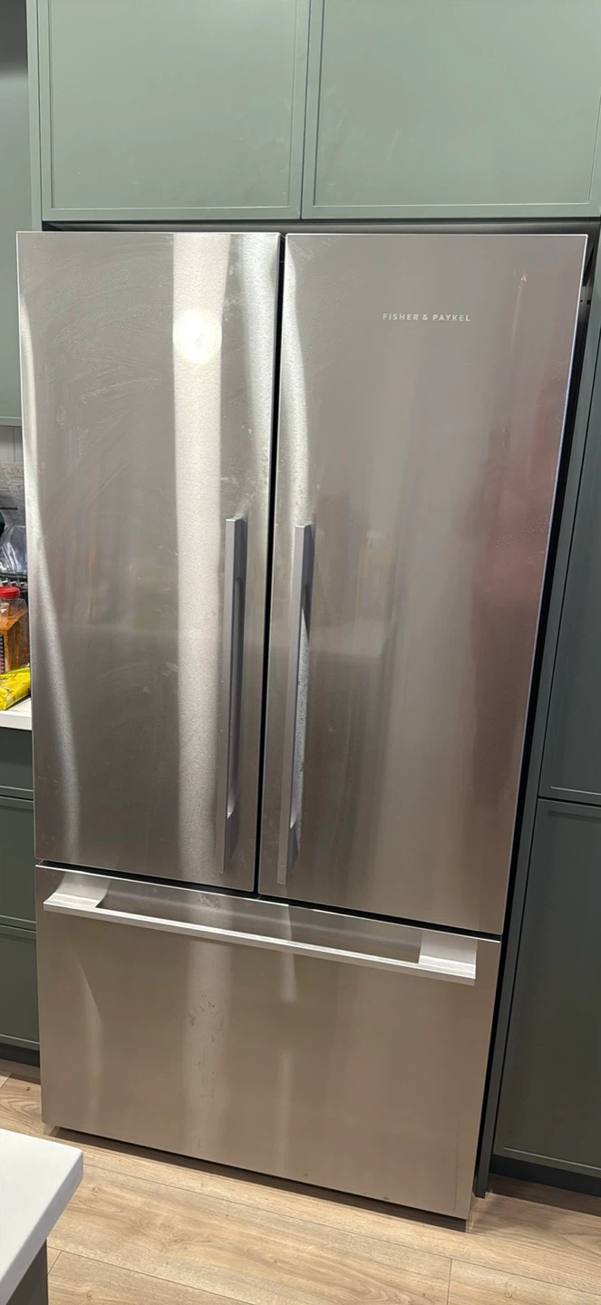 Fisher & Paykel Stainless Steel French Door Refrigerator