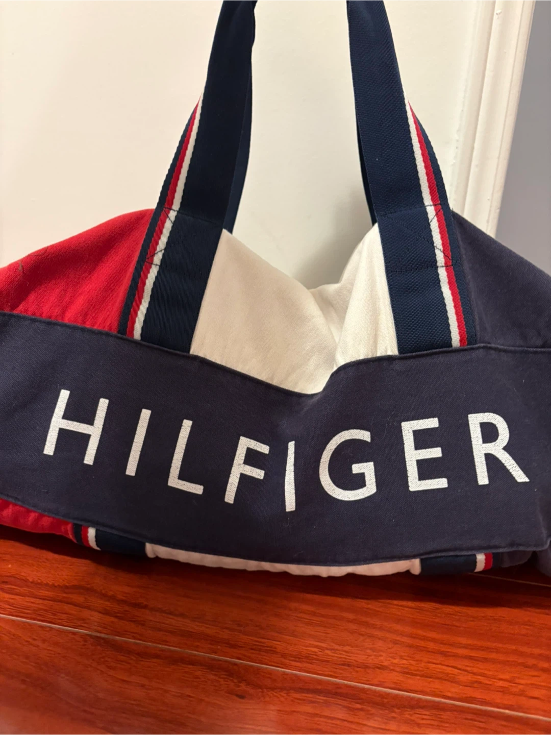 Tommy Hilfiger Duffel Bag - photo 2