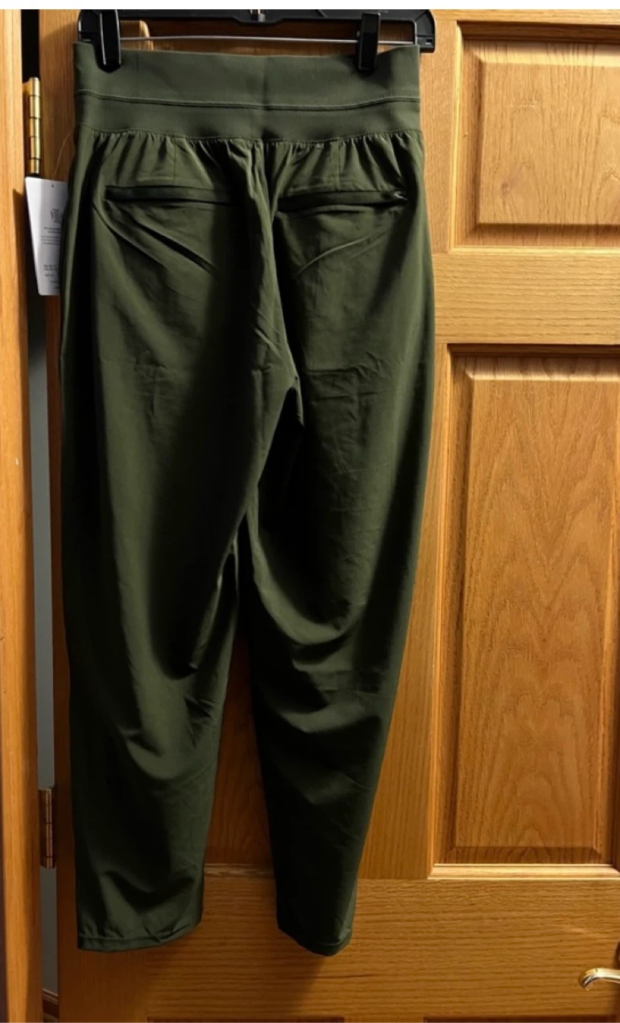 NWT Athleta Nolita Slim Tapered Crop Pant Aspen Olive Sz 12 T  🥕 - photo 3