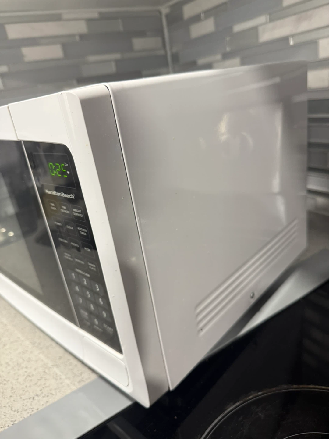 Hamilton Beach White Microwave - photo 4