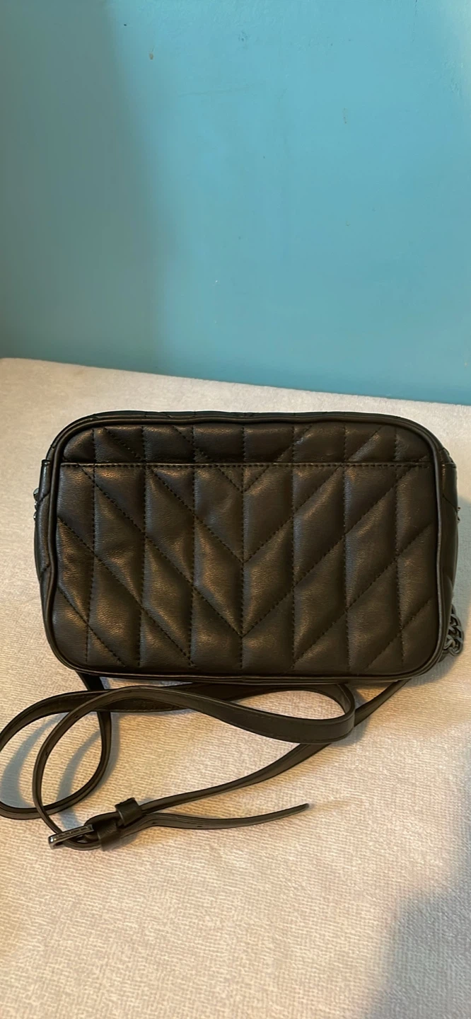 Karl Lagerfeld Paris Black Quilted Leather Camera Bag - photo 2