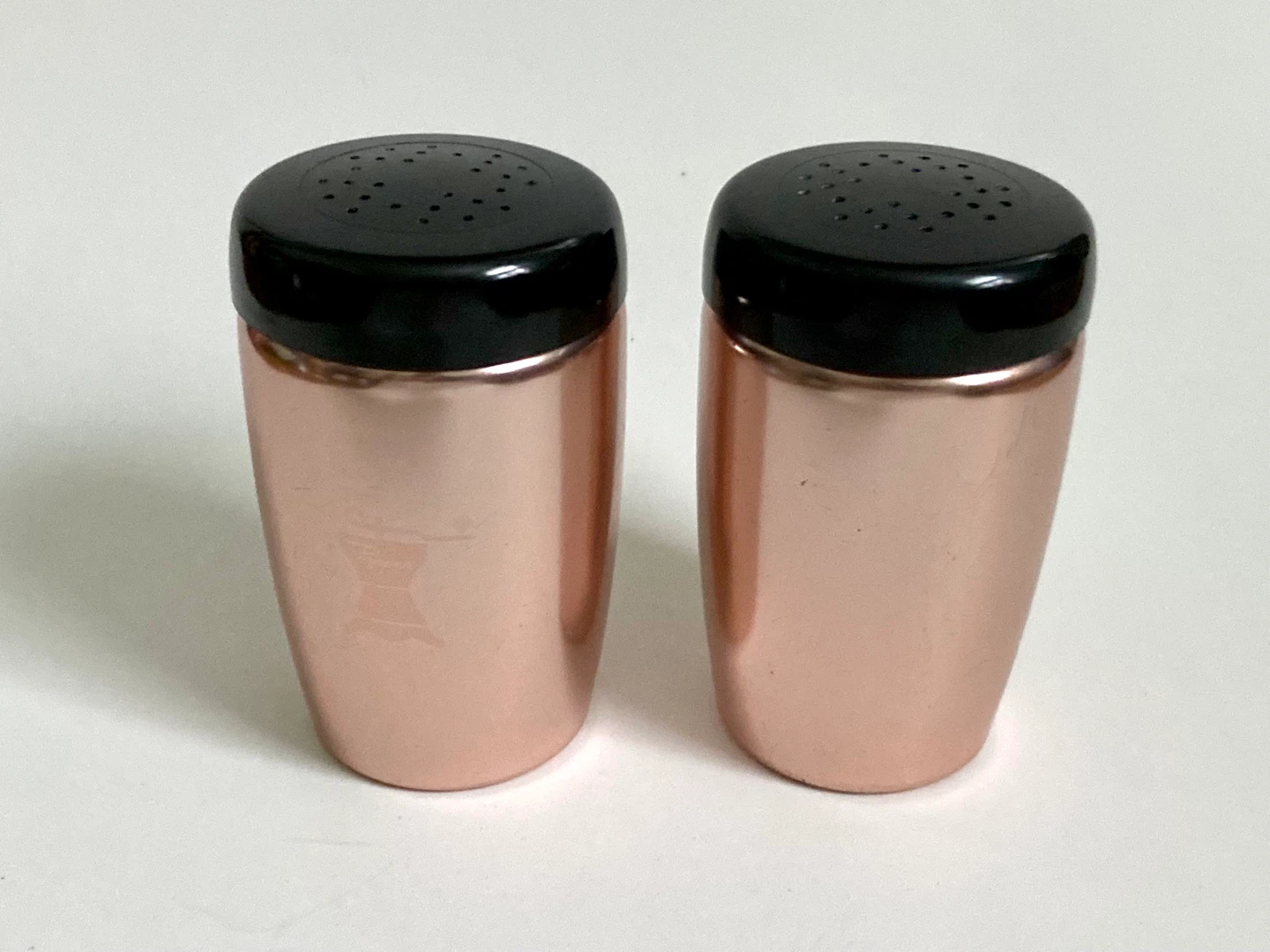2 Vintage MCM West Bend Copper-Toned Spice Shakers - photo 3