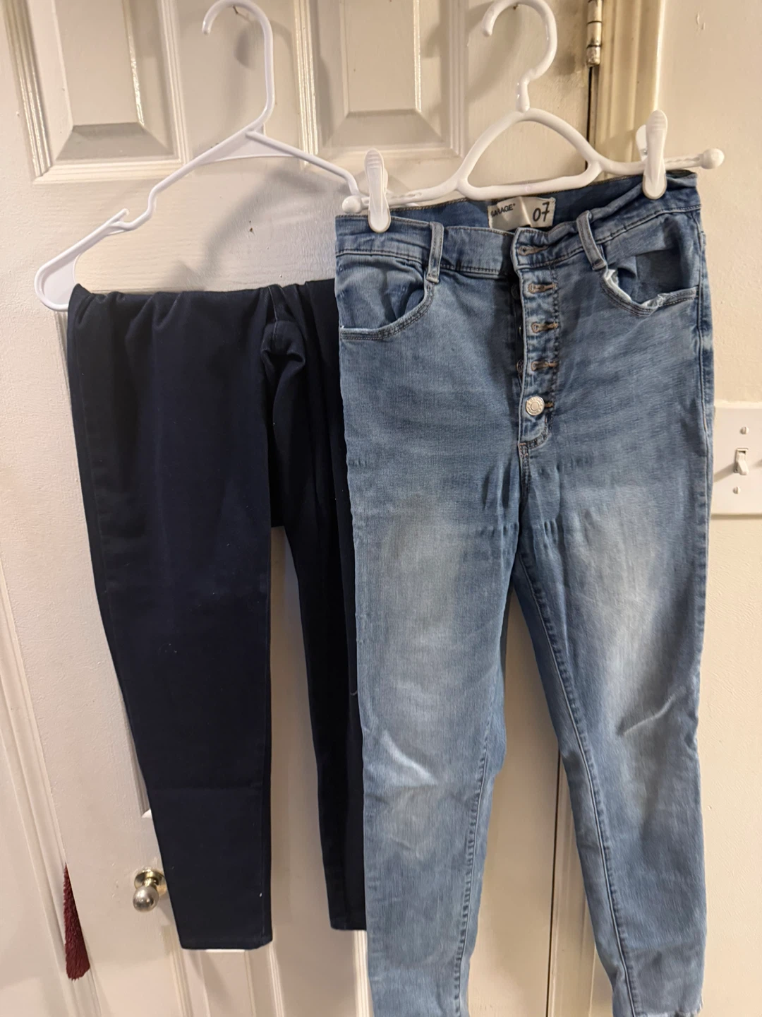 Lot of 5 Women's Jeans and Pants - photo 5