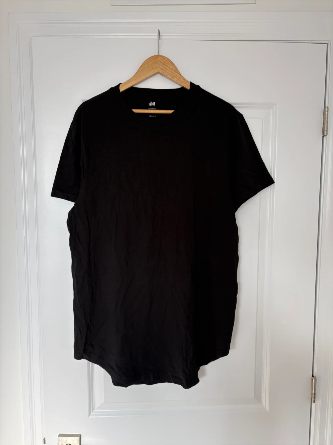 H&M Long Fit Black T-Shirt