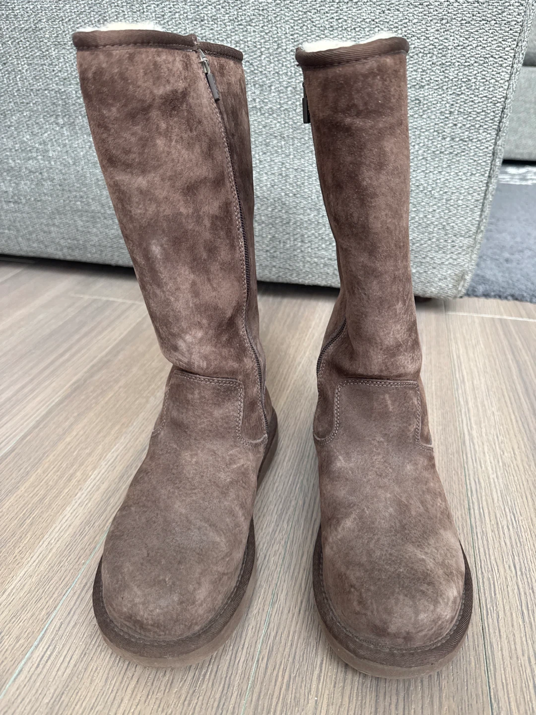 UGG Australia Boots - Brown Suede - photo 2