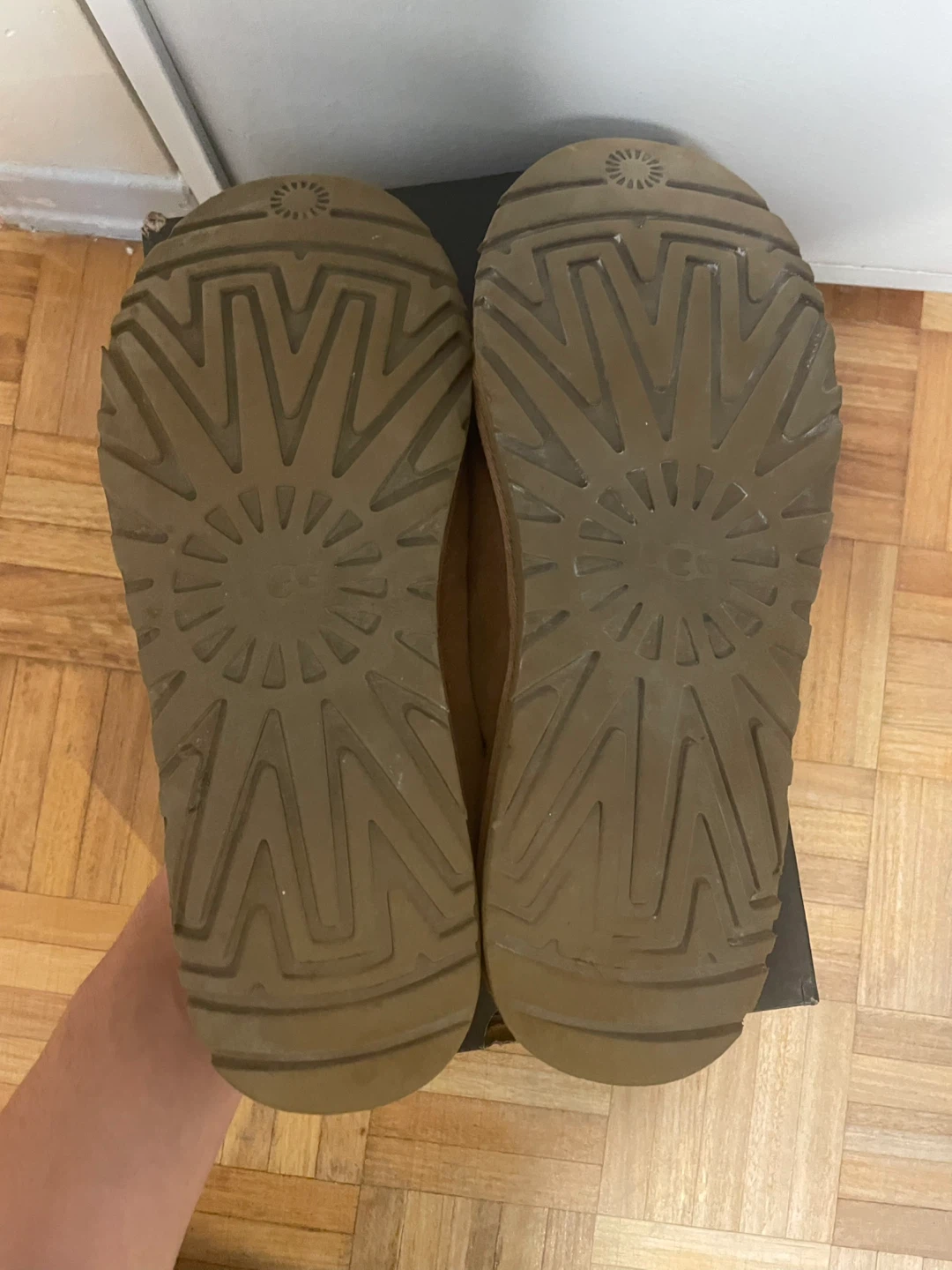 Tasman UGGS SIZE 9 - photo 3
