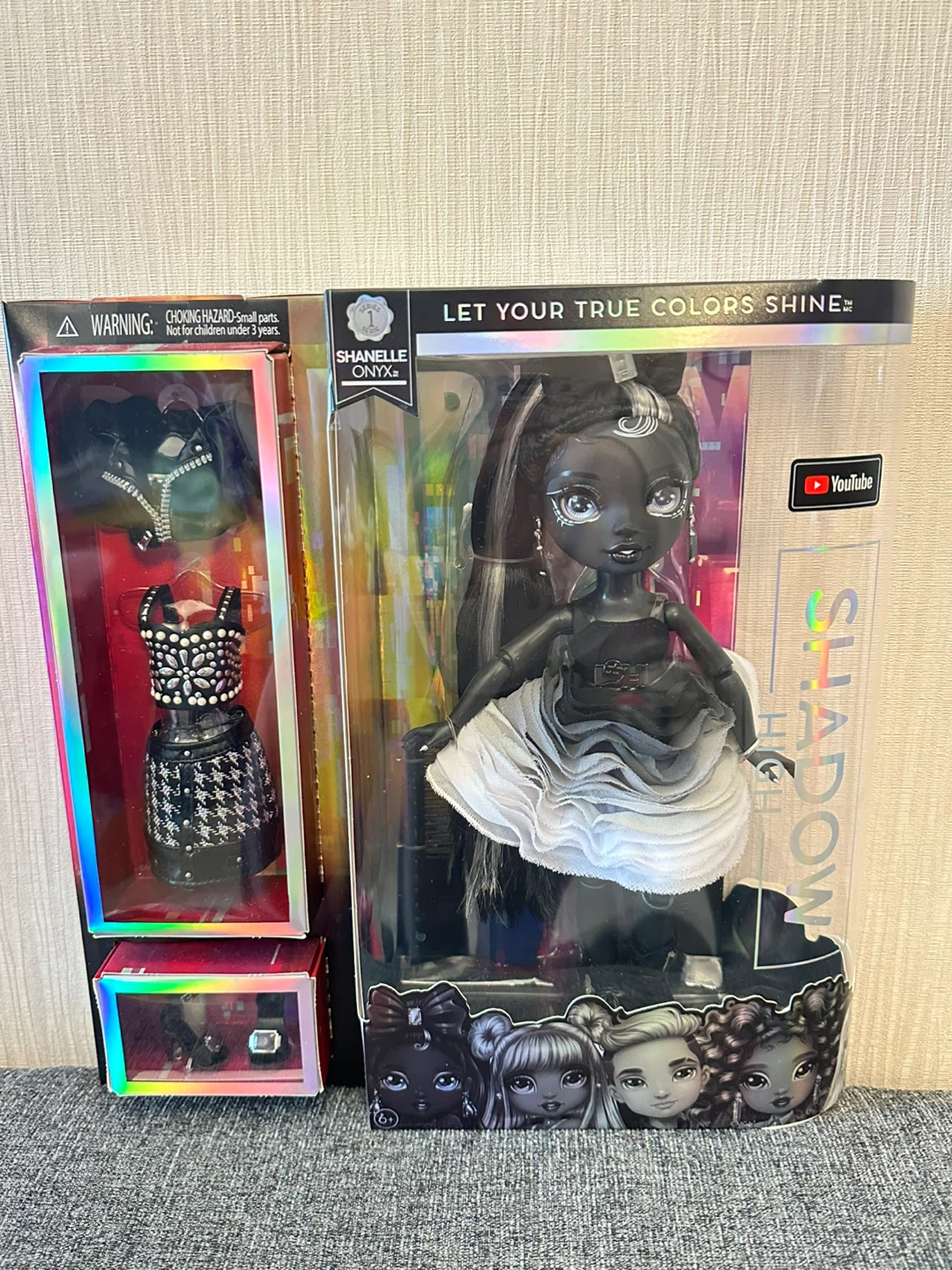 BNIB Collector Rainbow High Shadow High Shanelle Onyx Doll - photo 4