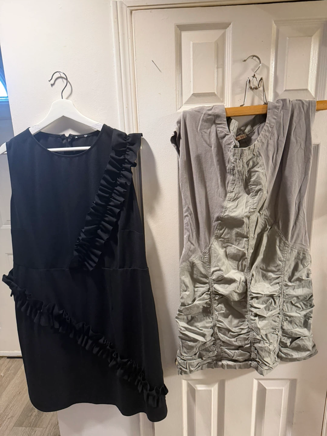 5 Assorted women's dresses Size M - photo 4