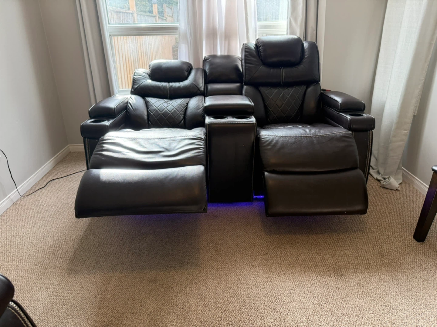 3+2+1 Leather Reclining Sofa and LED Lights - photo 2