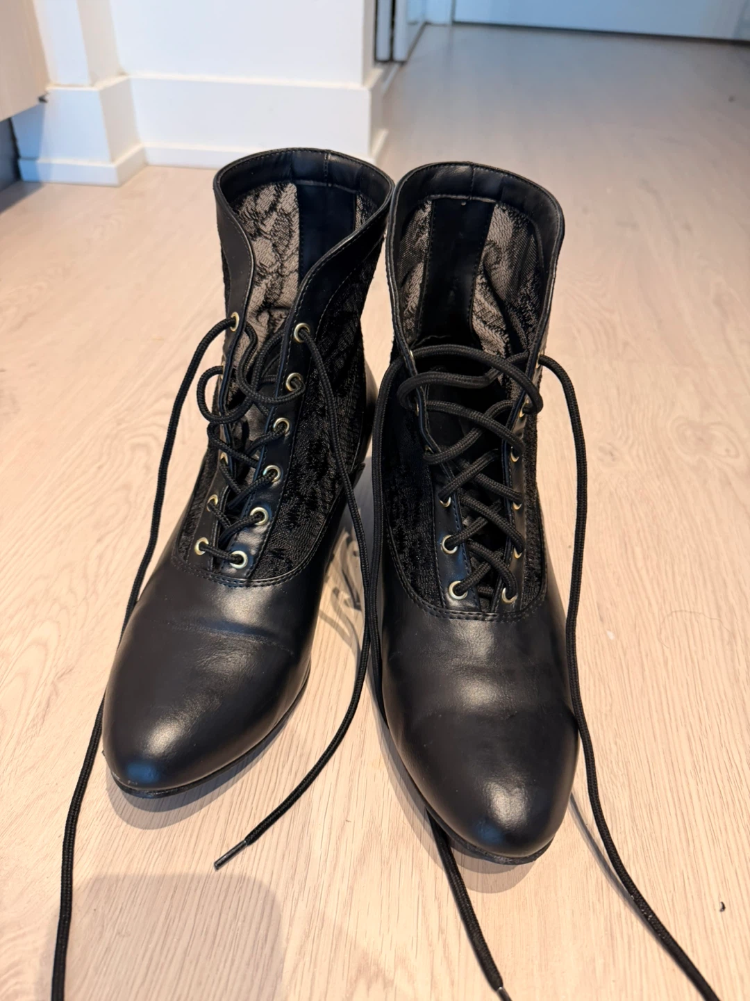Black Lace Ankle Boots - photo 3