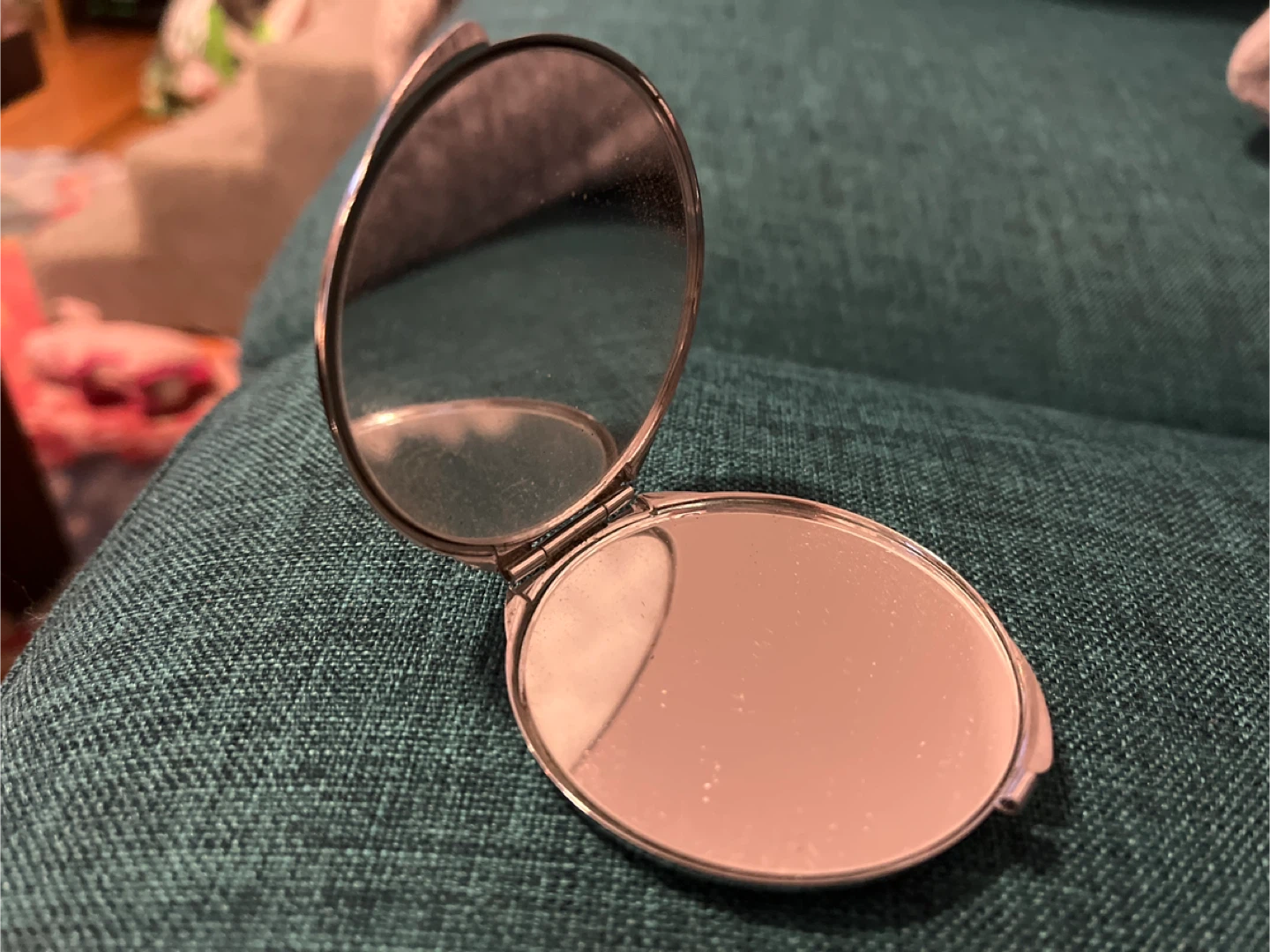 Brighton Decorative Compact Mirror with Clover Design - photo 3