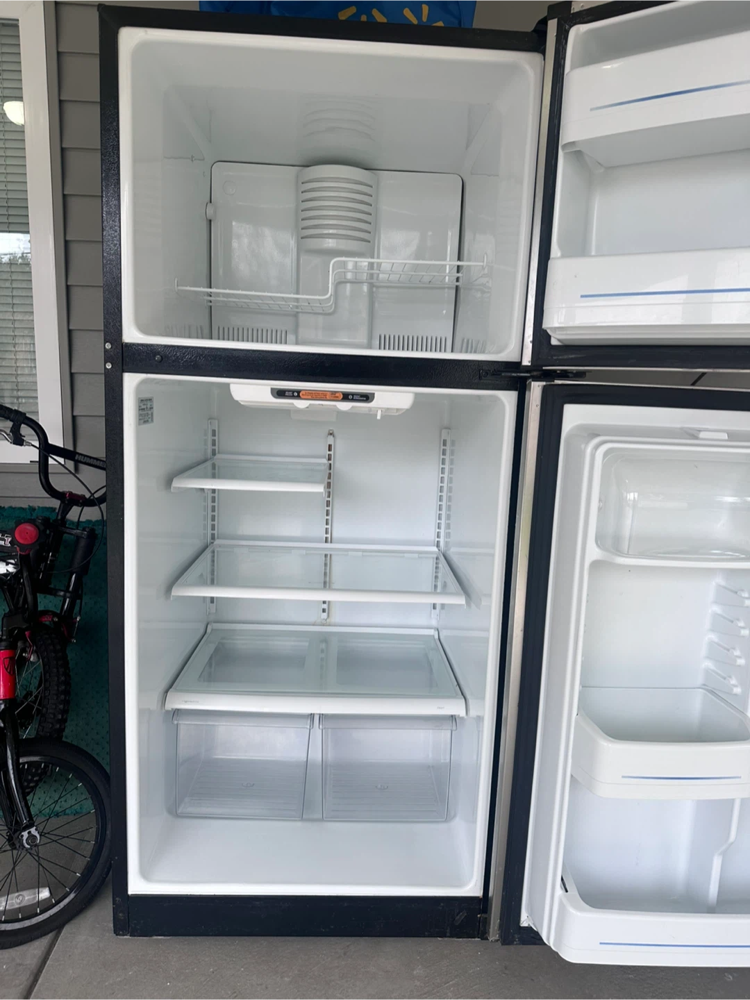 GE Top Freezer Refrigerator