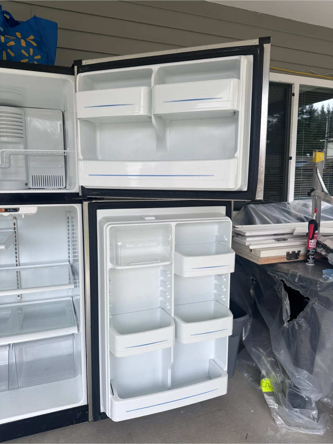 GE Top Freezer Refrigerator - photo 3