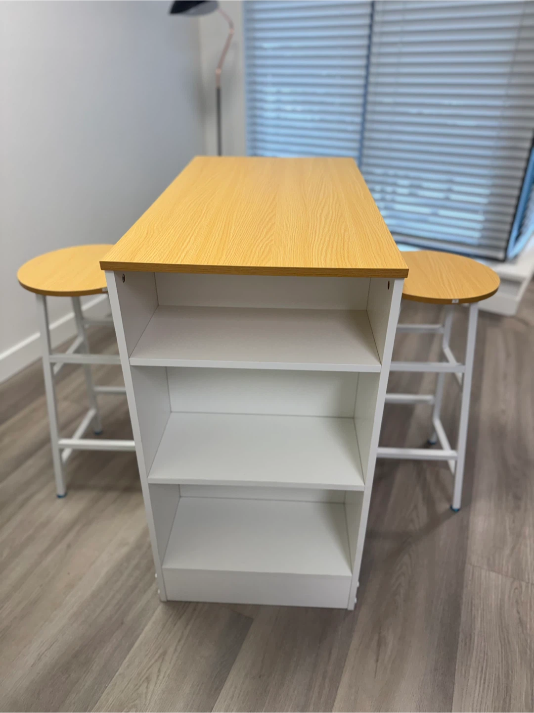 Oak Finish Bar Table with 2 Stools - photo 4