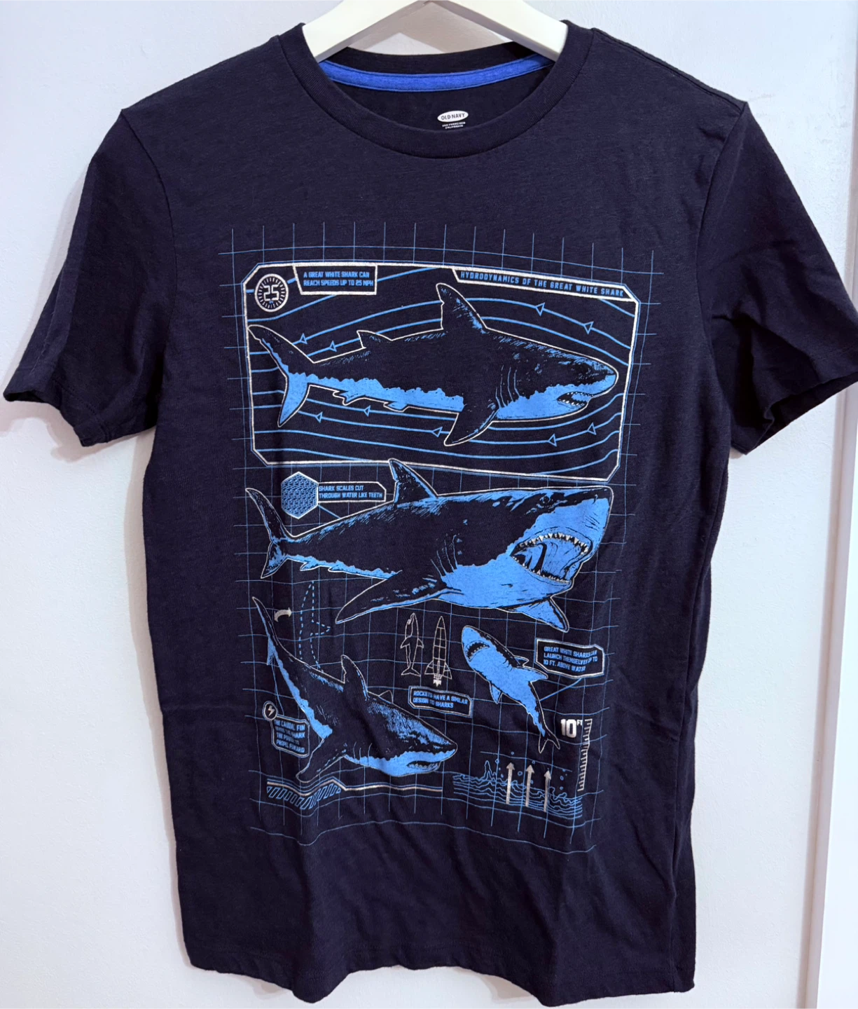 Old Navy Boys Shark T-Shirt XL (14-16)