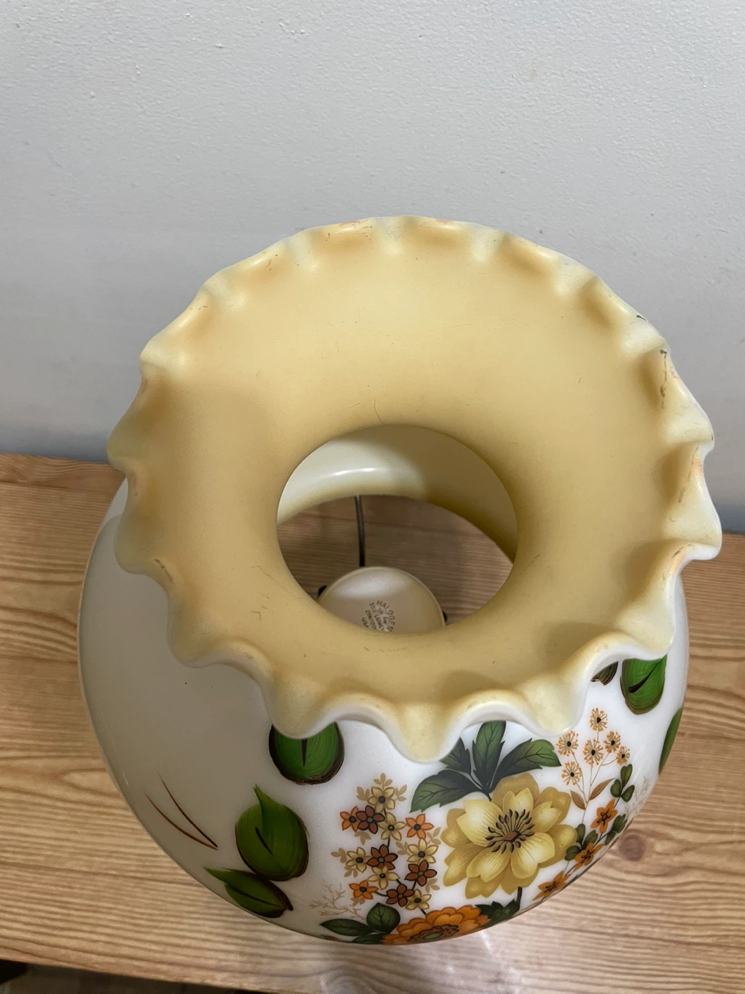 Vintage Floral Table Lamp