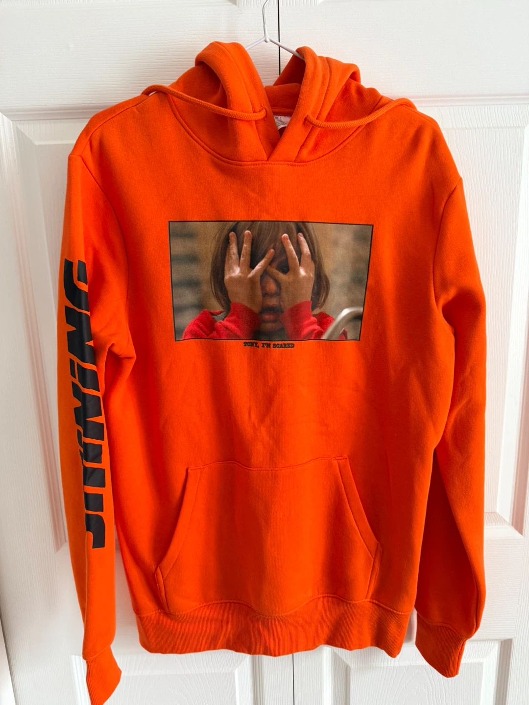 Divided H&M The Shining Orange Hoodie 🧤🥕