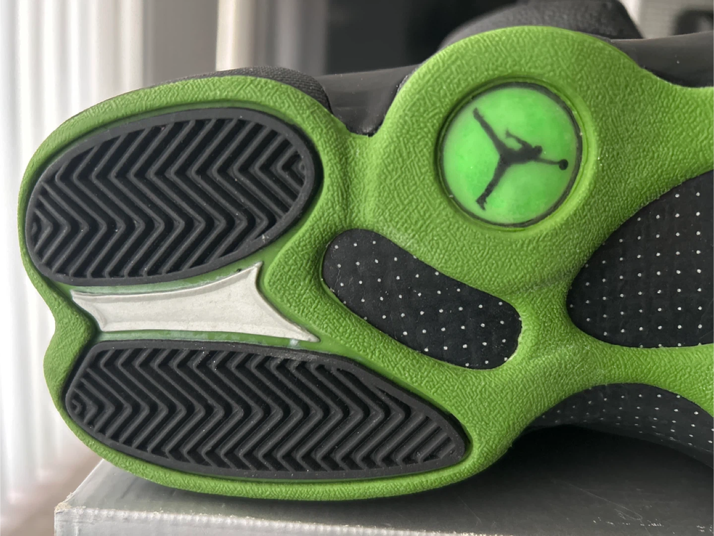 Air Jordan Retro 13 "Altitude Green" Men's Shoes - photo 5