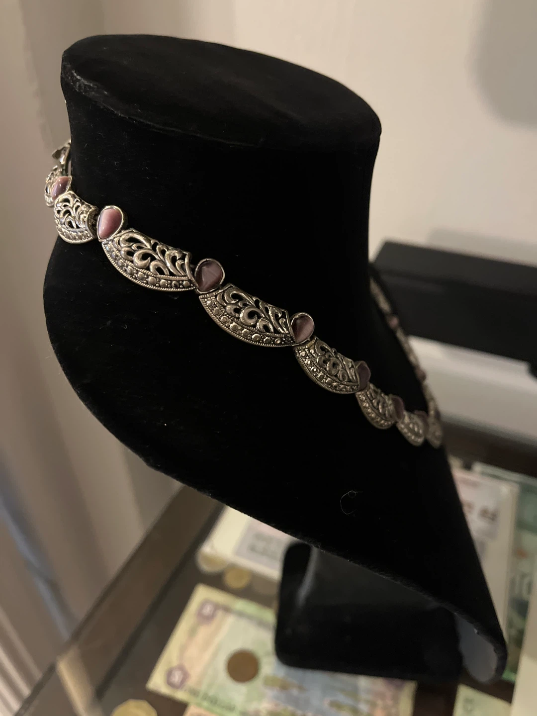 Vintage silver tone statement necklace with purple stones - photo 3