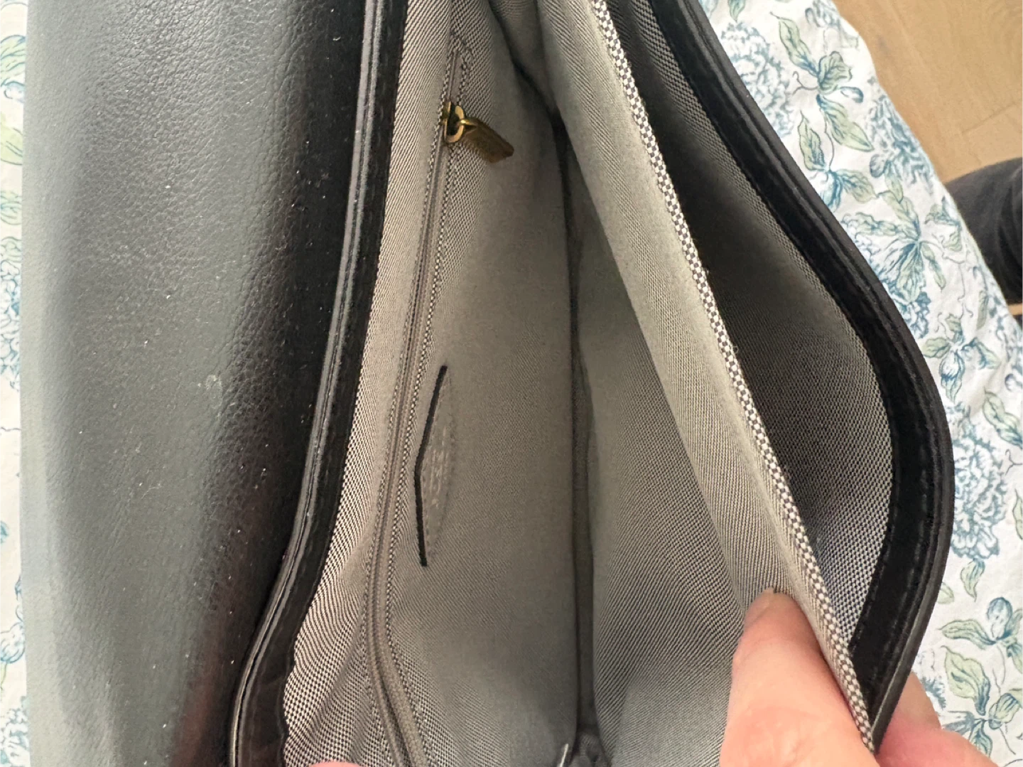 Fossil Leather Shoulder Bag - photo 5