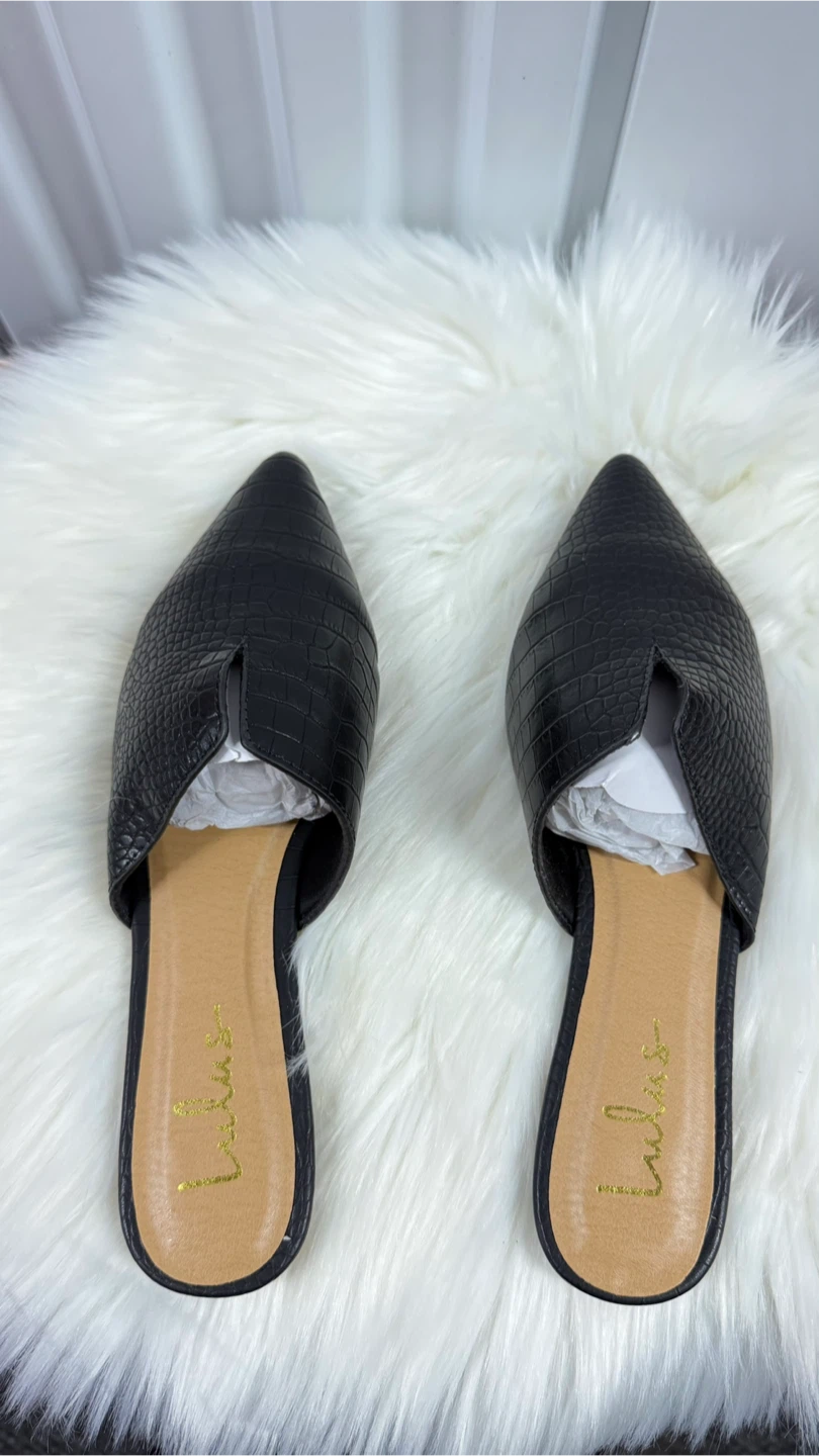 Lulus Jaelyn Black Croc Pointed Toe Mules Flats Size 10