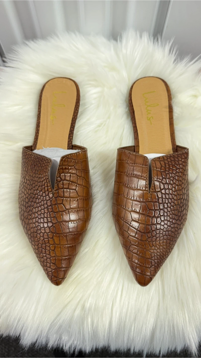 Lulus Jaelyn Brown Croc Pointed Toe Mules - Size 10