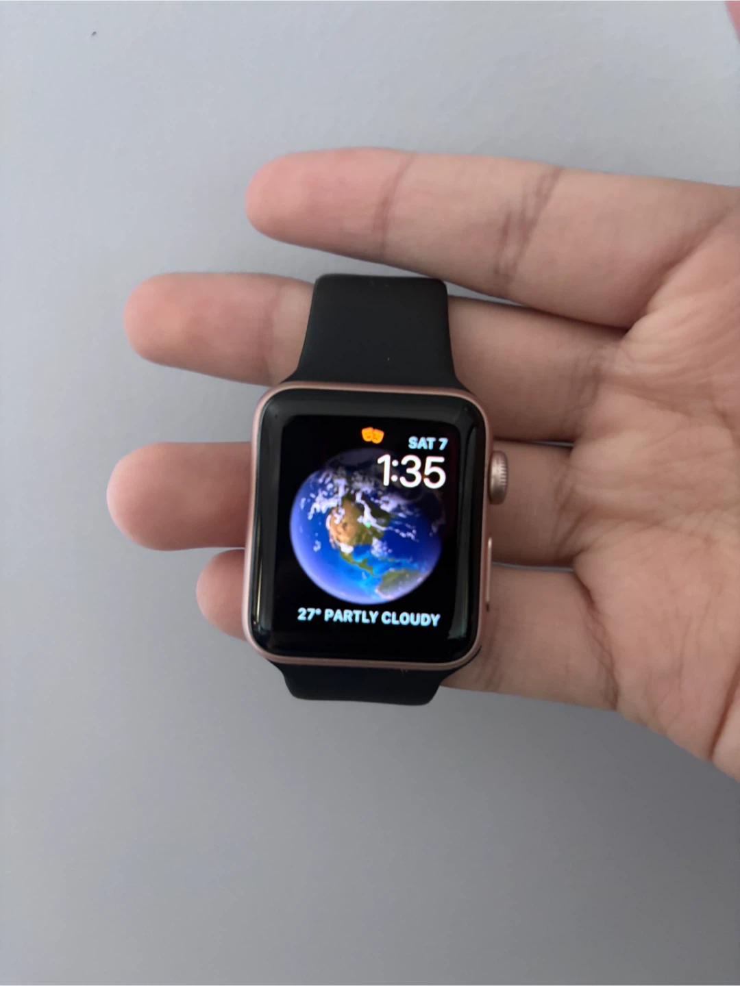 Apple Watch Series 3 GPS 38mm Gold Aluminum Case with Sport Band