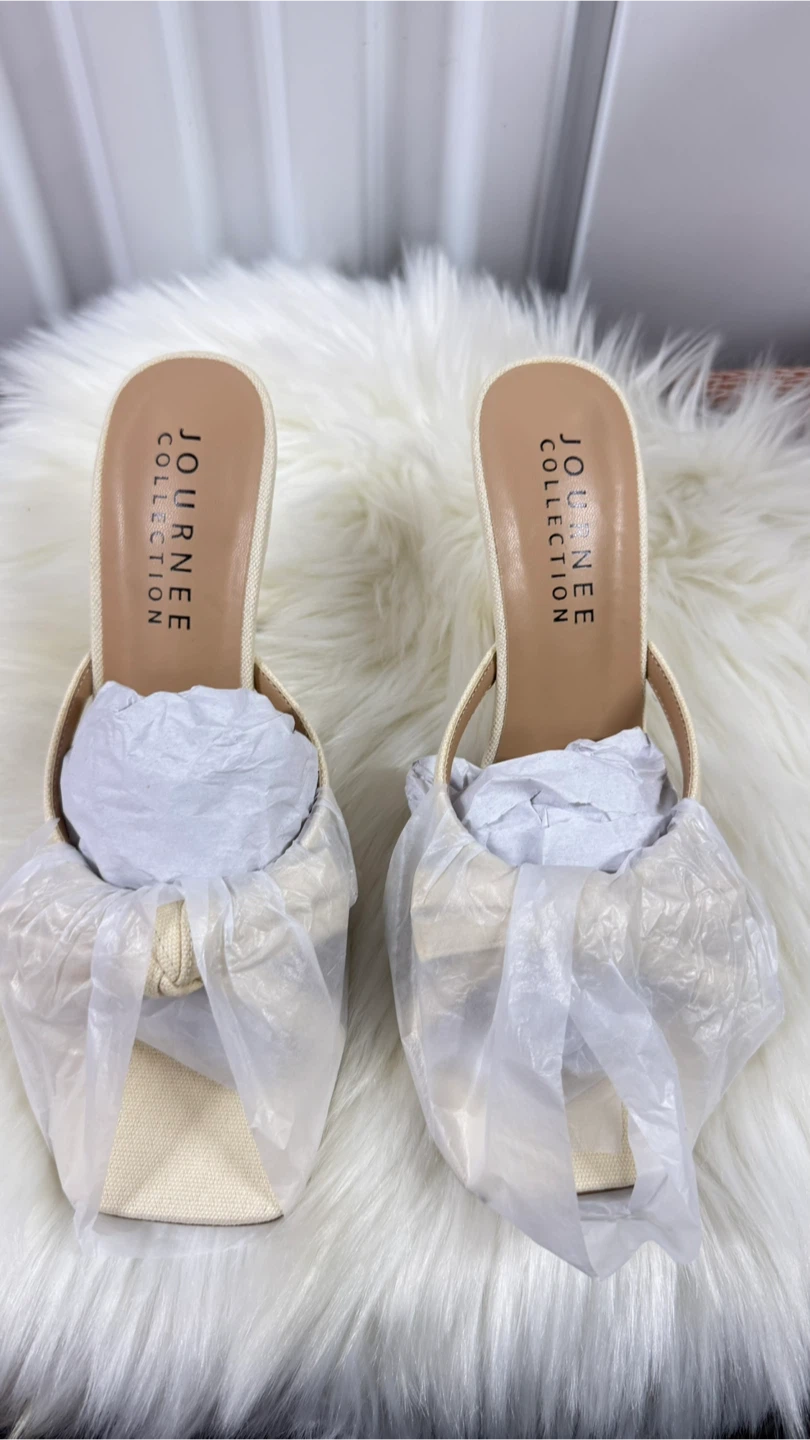 Journee Collection Women's Heeled Mules Cream Bow Detail Size 8 - photo 5