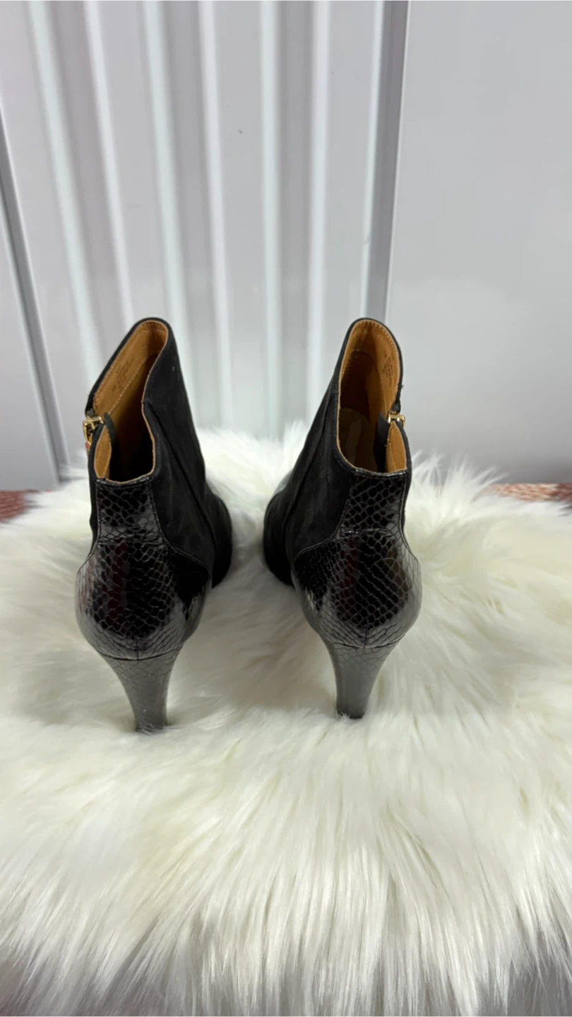 SOFFT Black Suede & Snake Embossed Heel Booties - Size 9.5M - photo 3