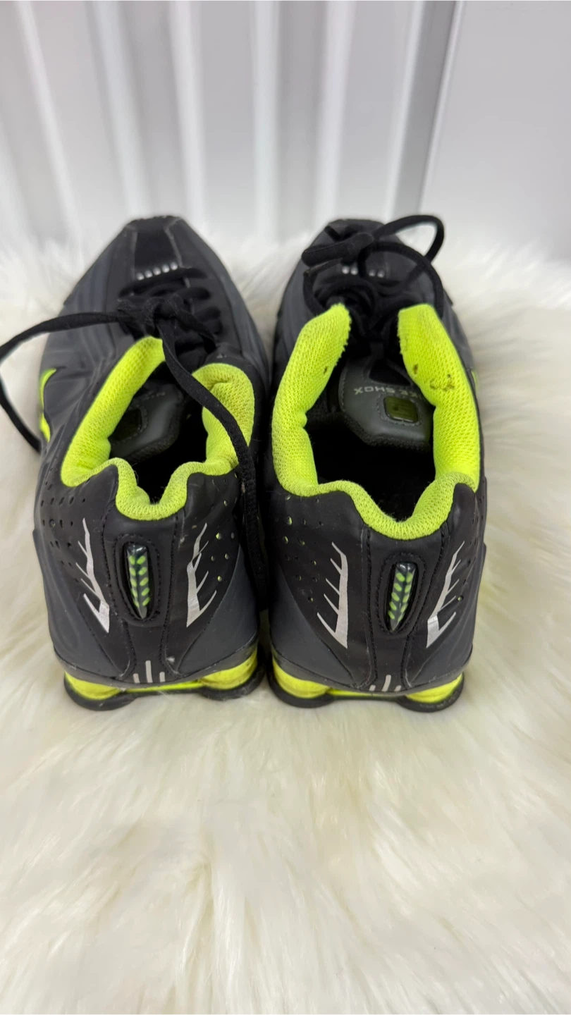 Nike Shox Running Shoes - Men's Size 7Y - photo 3