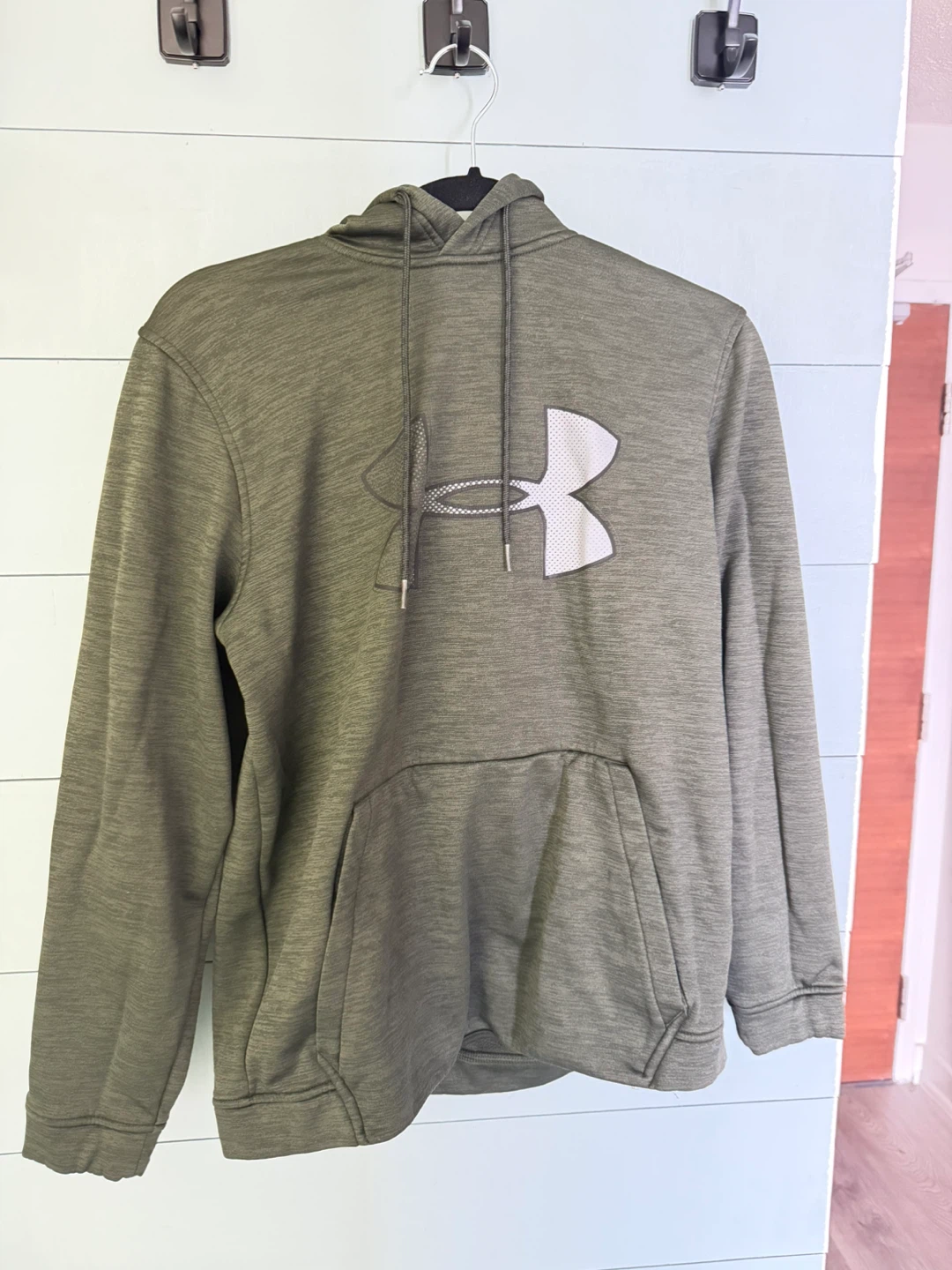 Under Armour Men's Hoodie - Olive Green - Size M