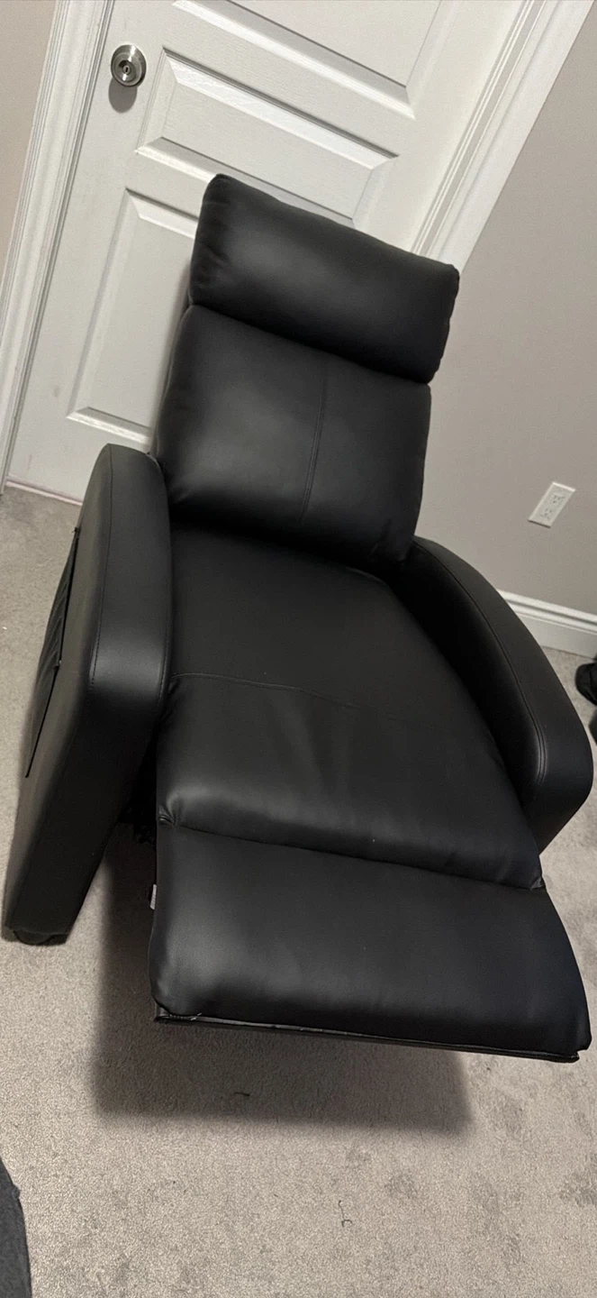 Black Recliner Chair with heated and massage back