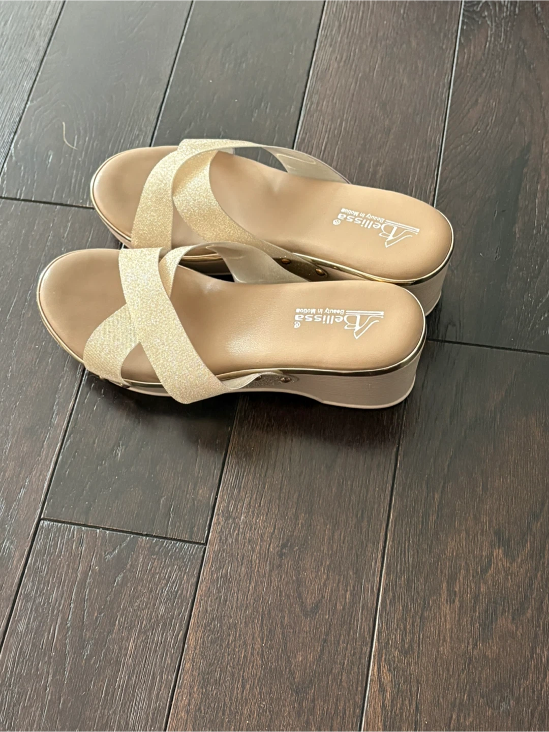 Bellissa Women's Gold Glitter Wedge Sandals