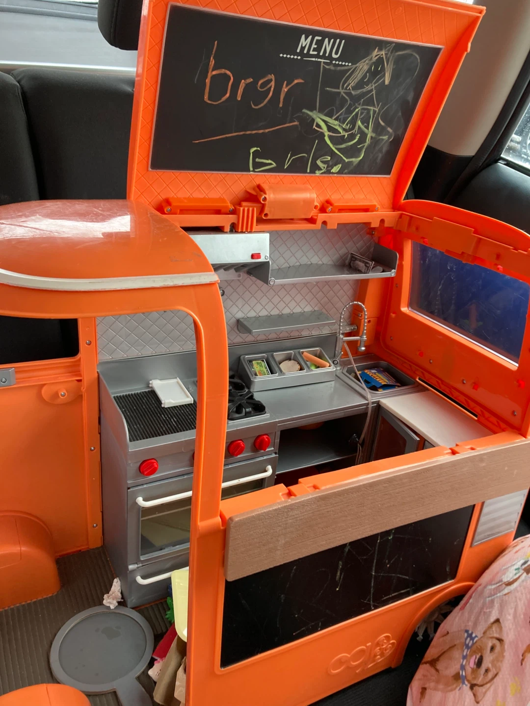 Little Tikes Cook 'n Serve Food Truck Toy