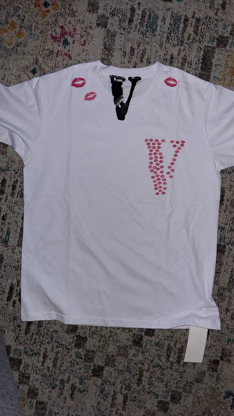 VLONE White T-Shirt with Kiss Print