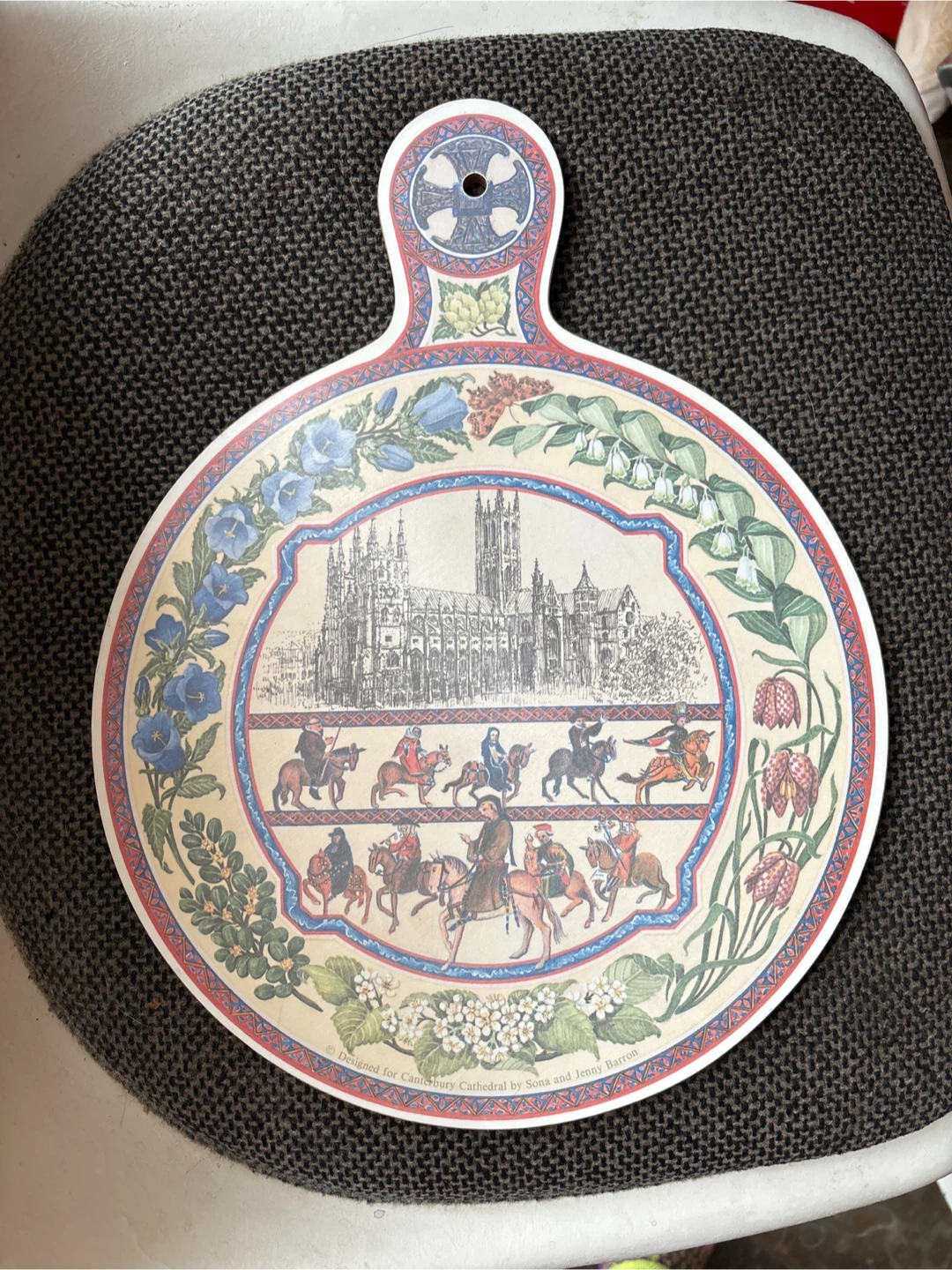 🥕Canterbury Cathedral Melamine Chopping Board