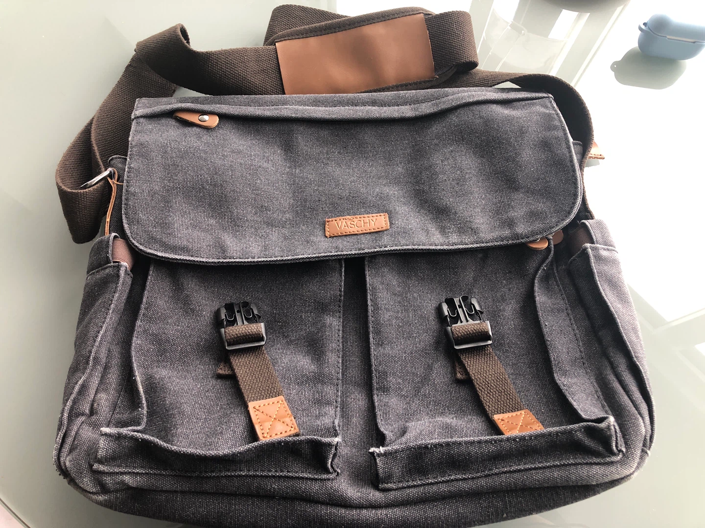 VASCHY Grey Canvas Messenger Bag 🥕