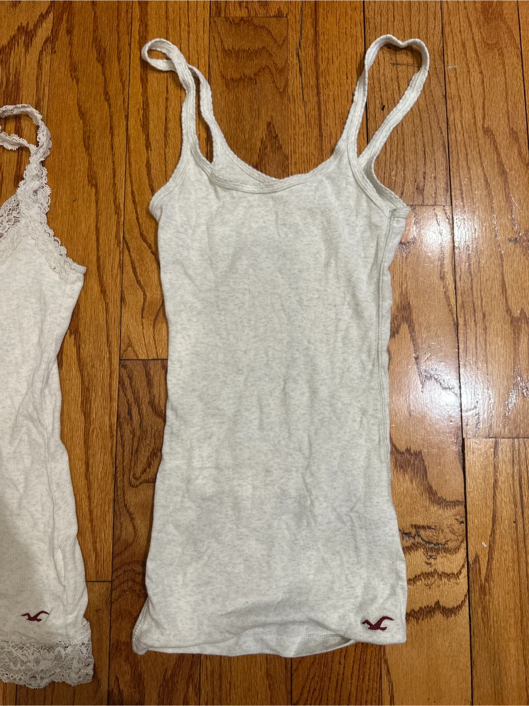 Set of 3 Hollister Tank Tops - XS (Set of 2)