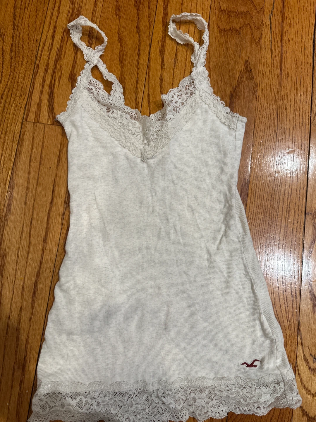 Set of 3 Hollister Tank Tops - XS (Set of 2) - photo 4