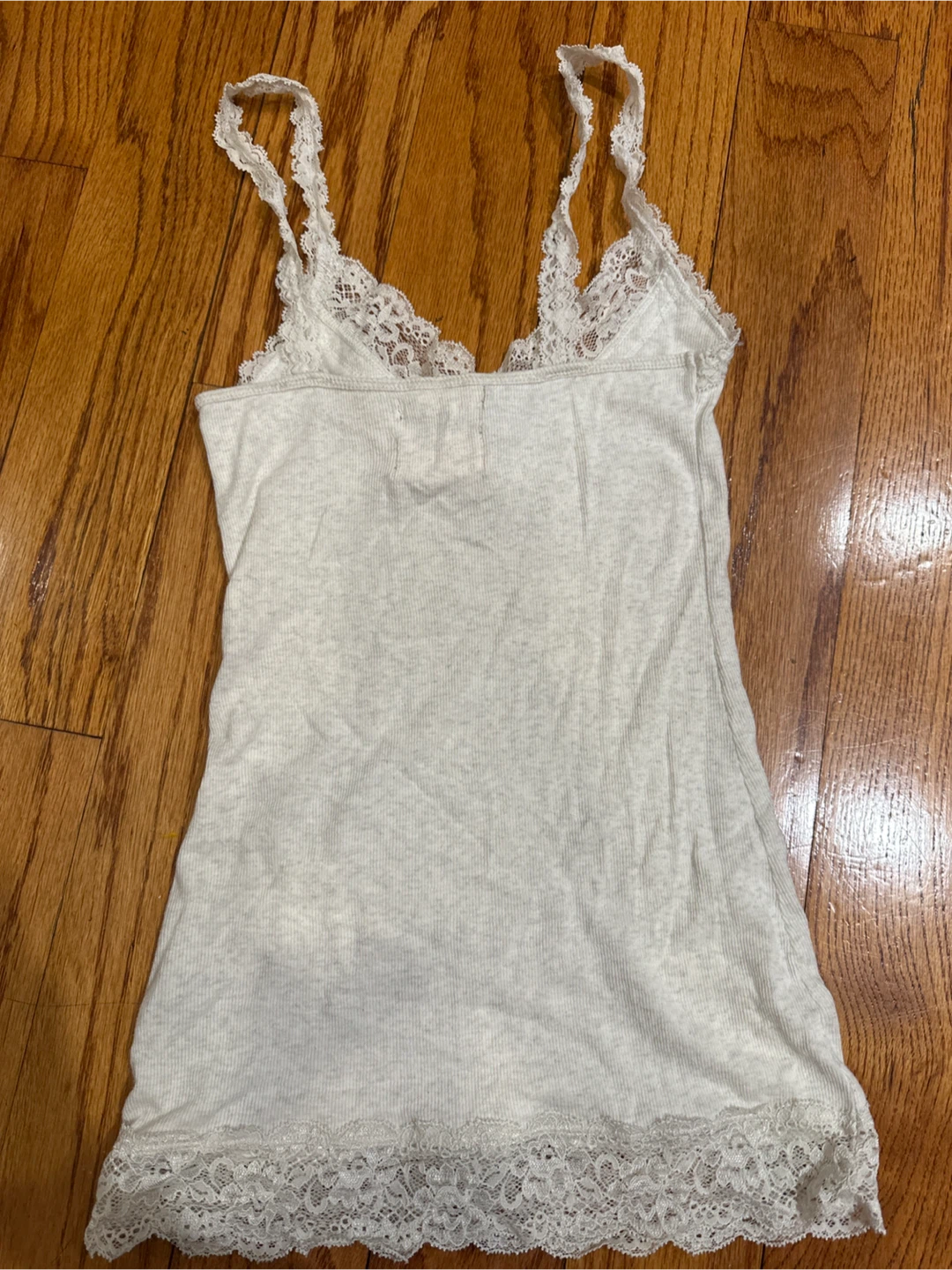 Set of 3 Hollister Tank Tops - XS (Set of 2) - photo 5