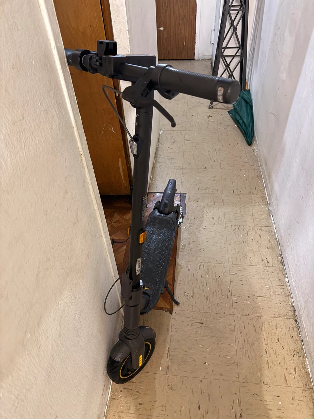 Electric scooters - photo 2