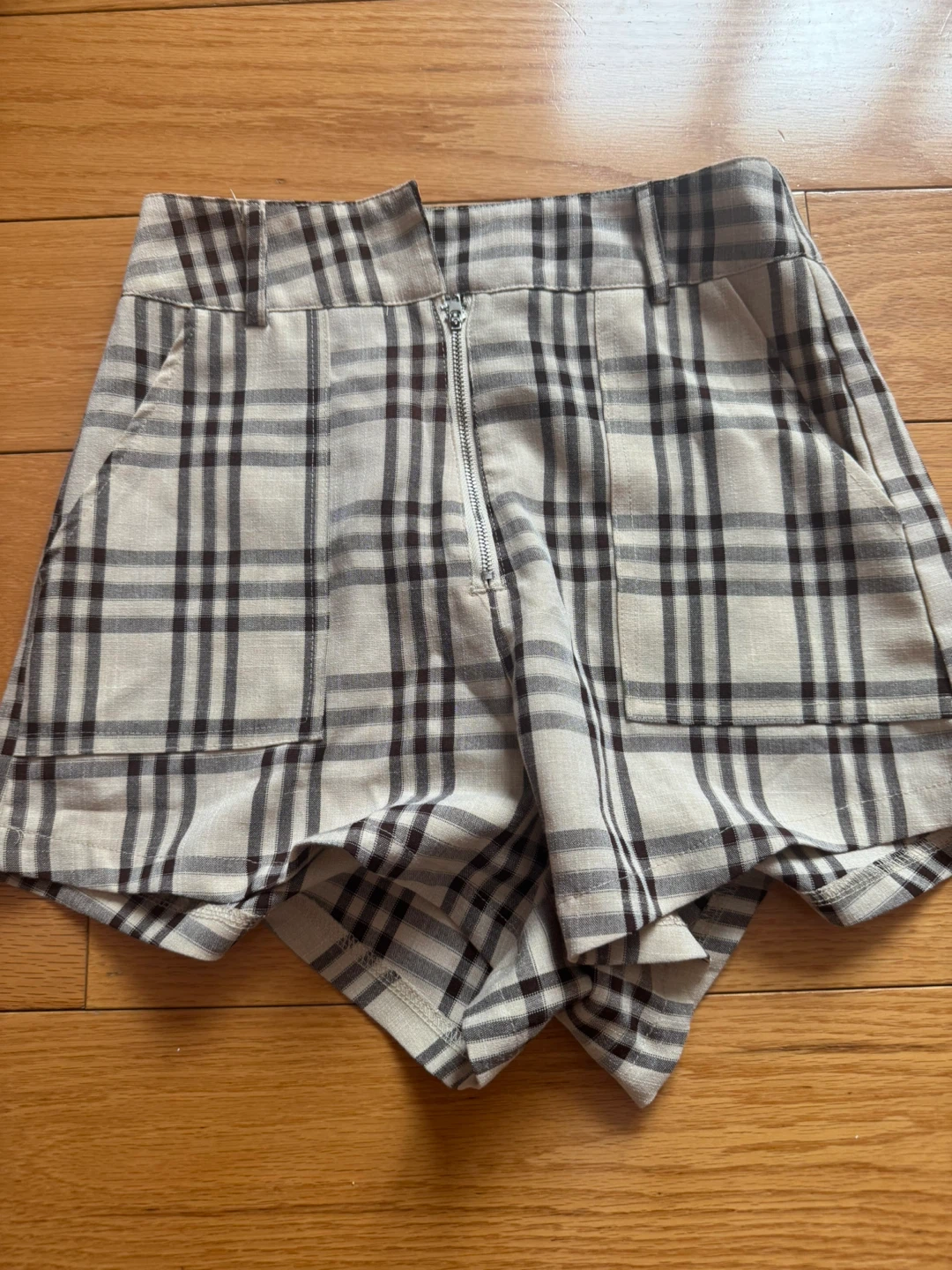 Princess Polly XX Plaid Shorts Size 2