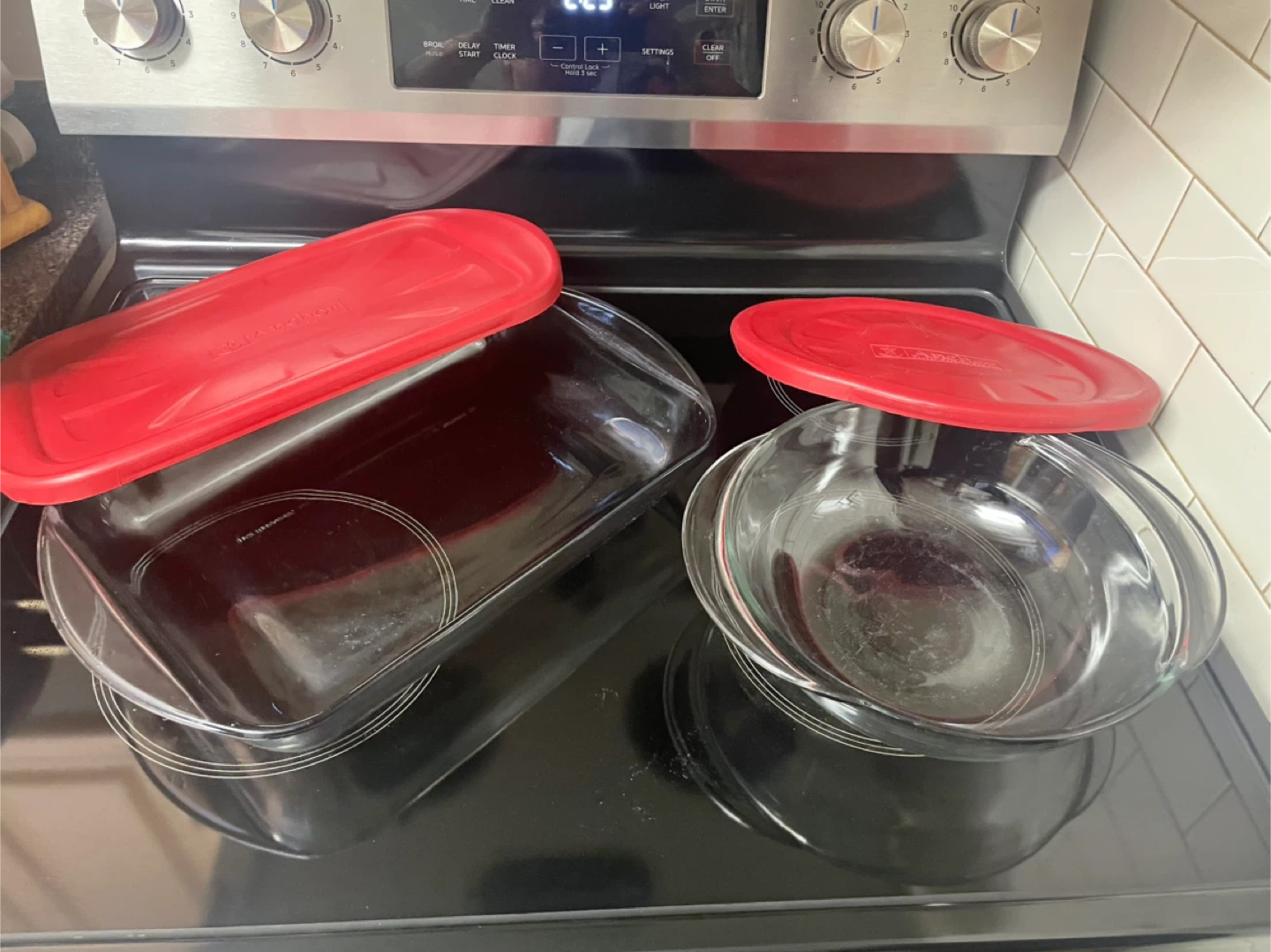 Anchor Hocking Glass Baking Dishes with Lids