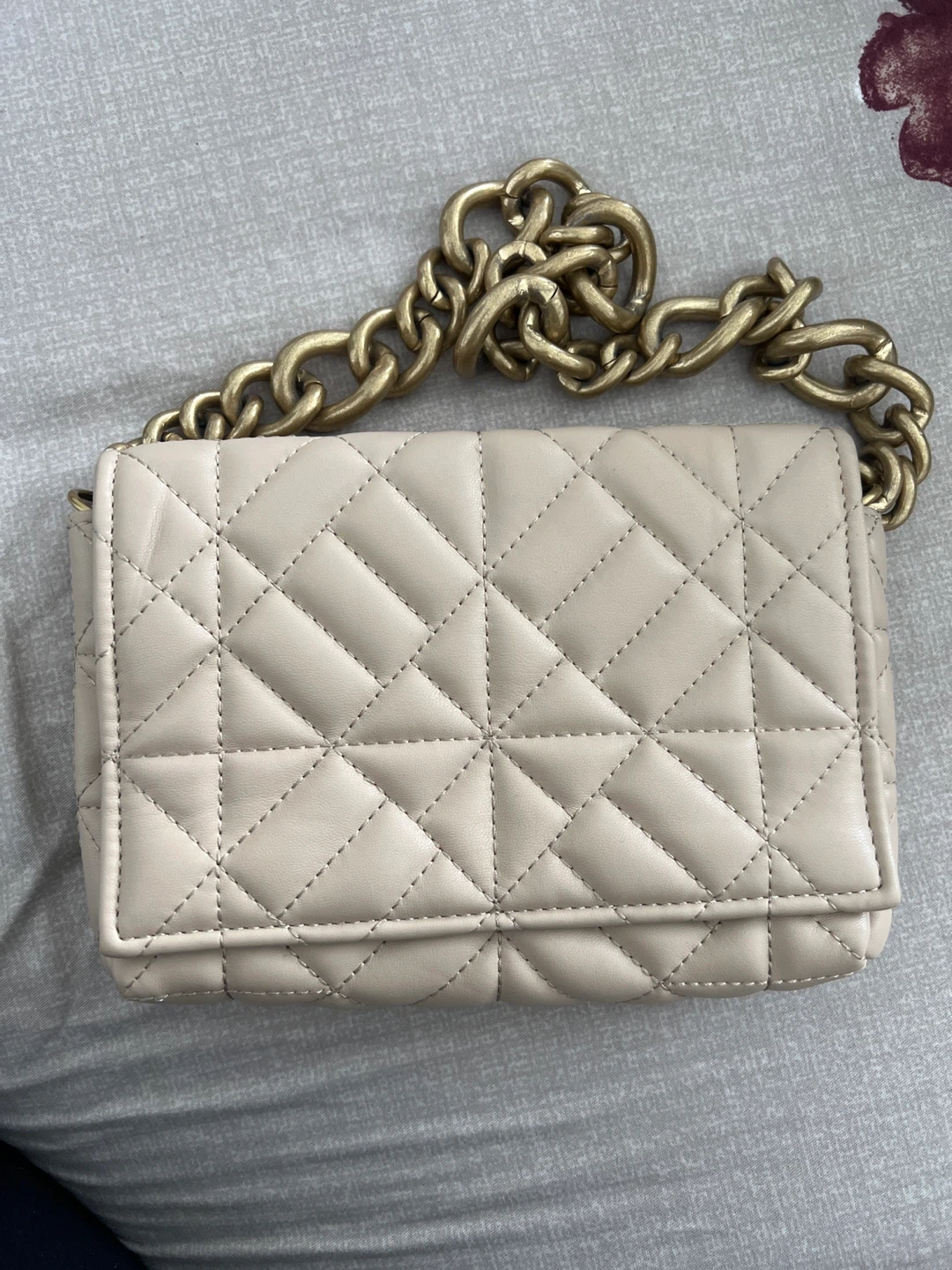 Quilted Chain Shoulder Bag - Cream