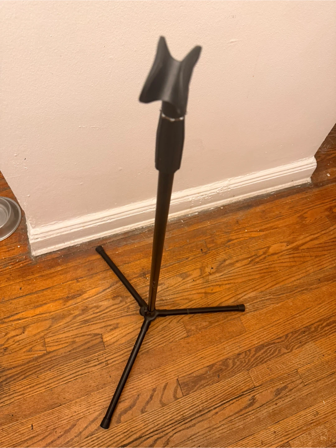 Black Tripod Microphone Stand - photo 3