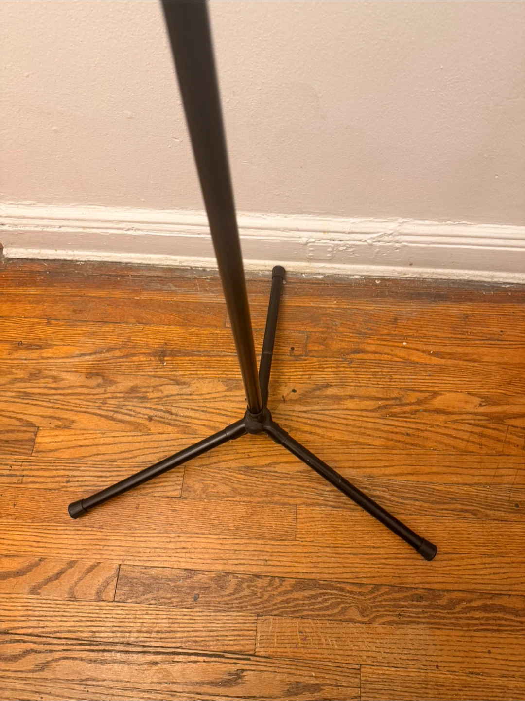 Black Tripod Microphone Stand - photo 4