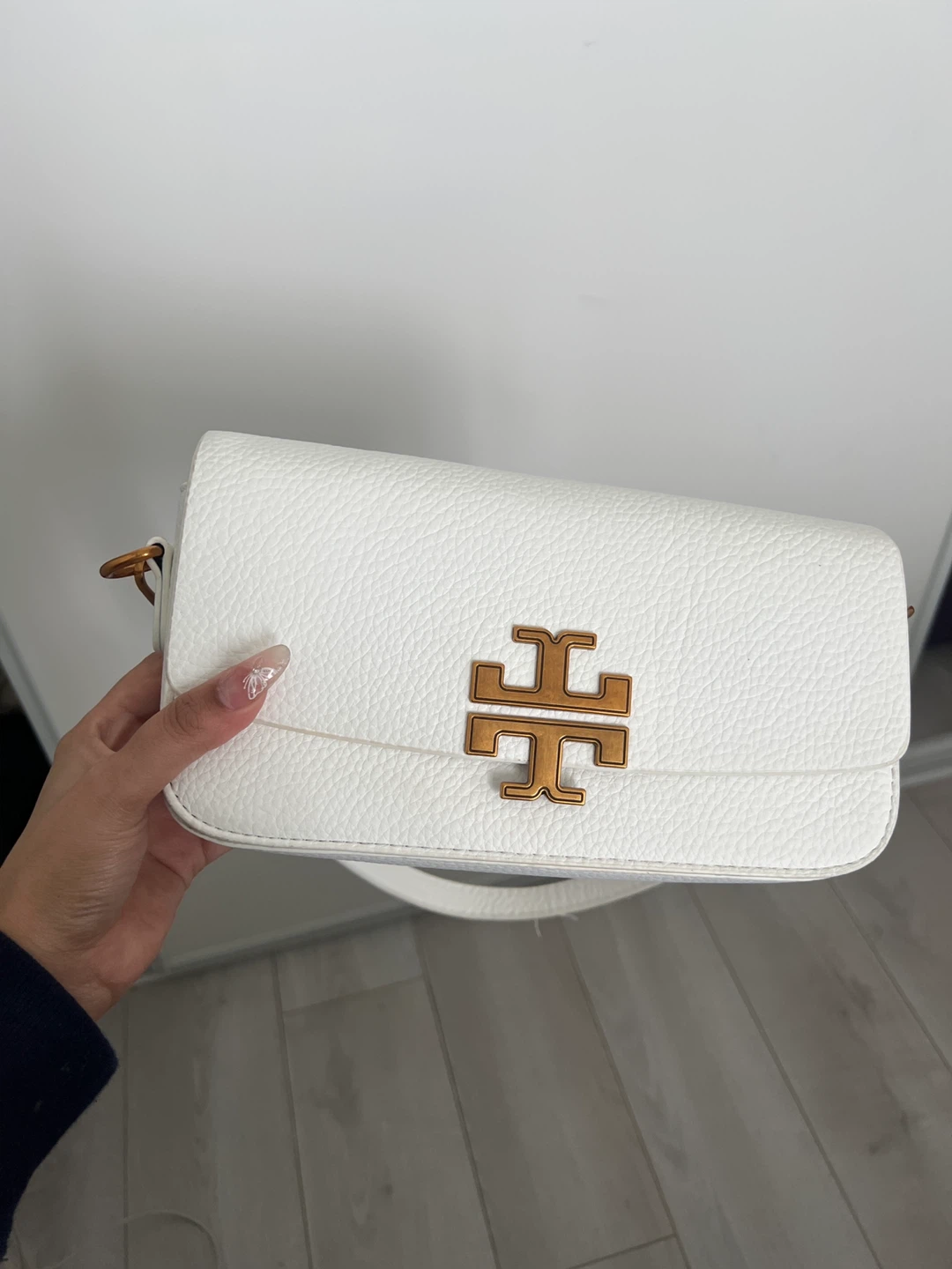 White TB Shoulder Bag - photo 2