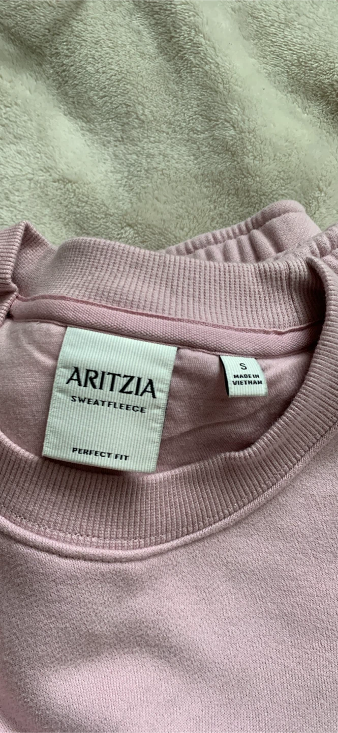 Brand new Aritzia Sweatfleece set - photo 3