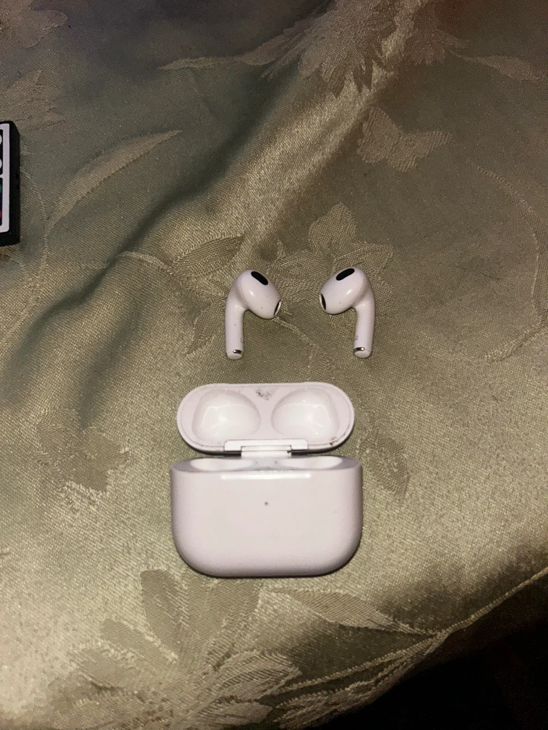 Apple AirPods Pro (2nd generation)
