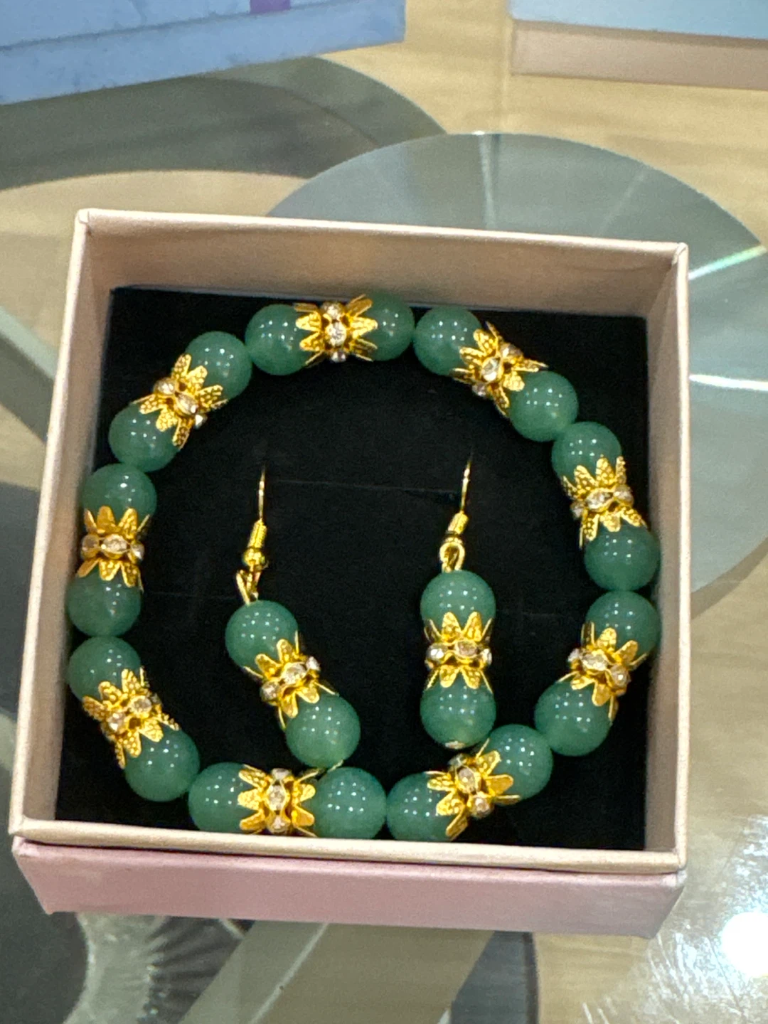 Green Beaded Bracelet and Earring Set - photo 2